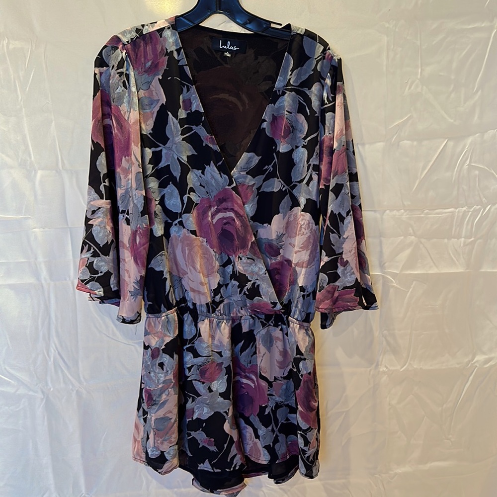 Lulu’s What's Bloomin' Black Floral Print Romper